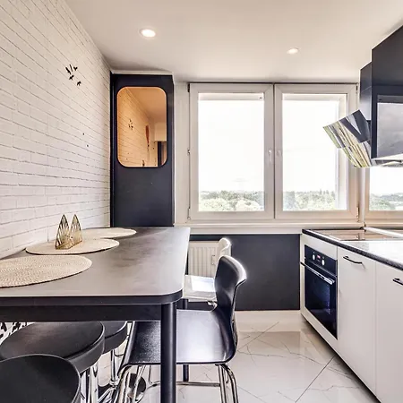 Rentplanet - Popowicka Апартаменти Popovice (Zlin)